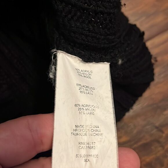 Bebe Black Chunky Deep V Front Pullover Sweater - Picture 9 of 10